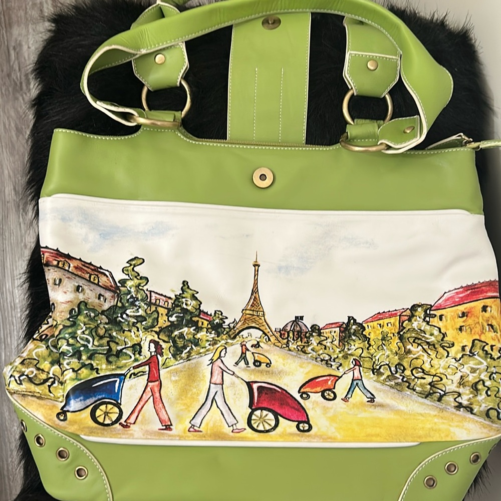 Rian Leather Purse - Paris scene